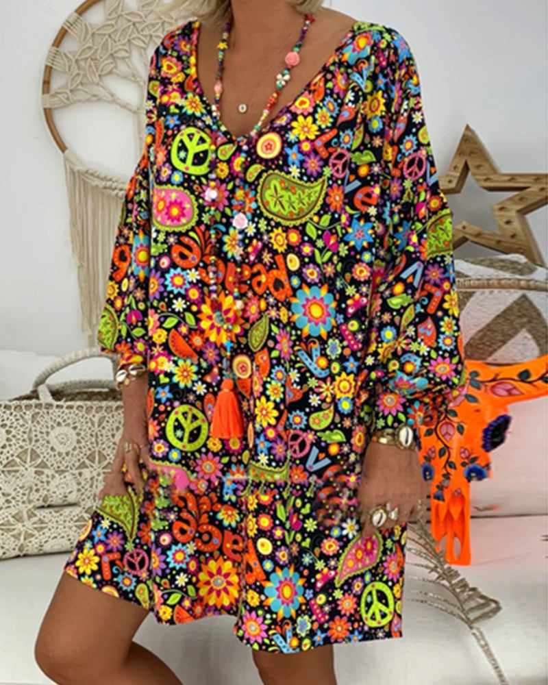 LP | Wide dress with floral and paisley pattern