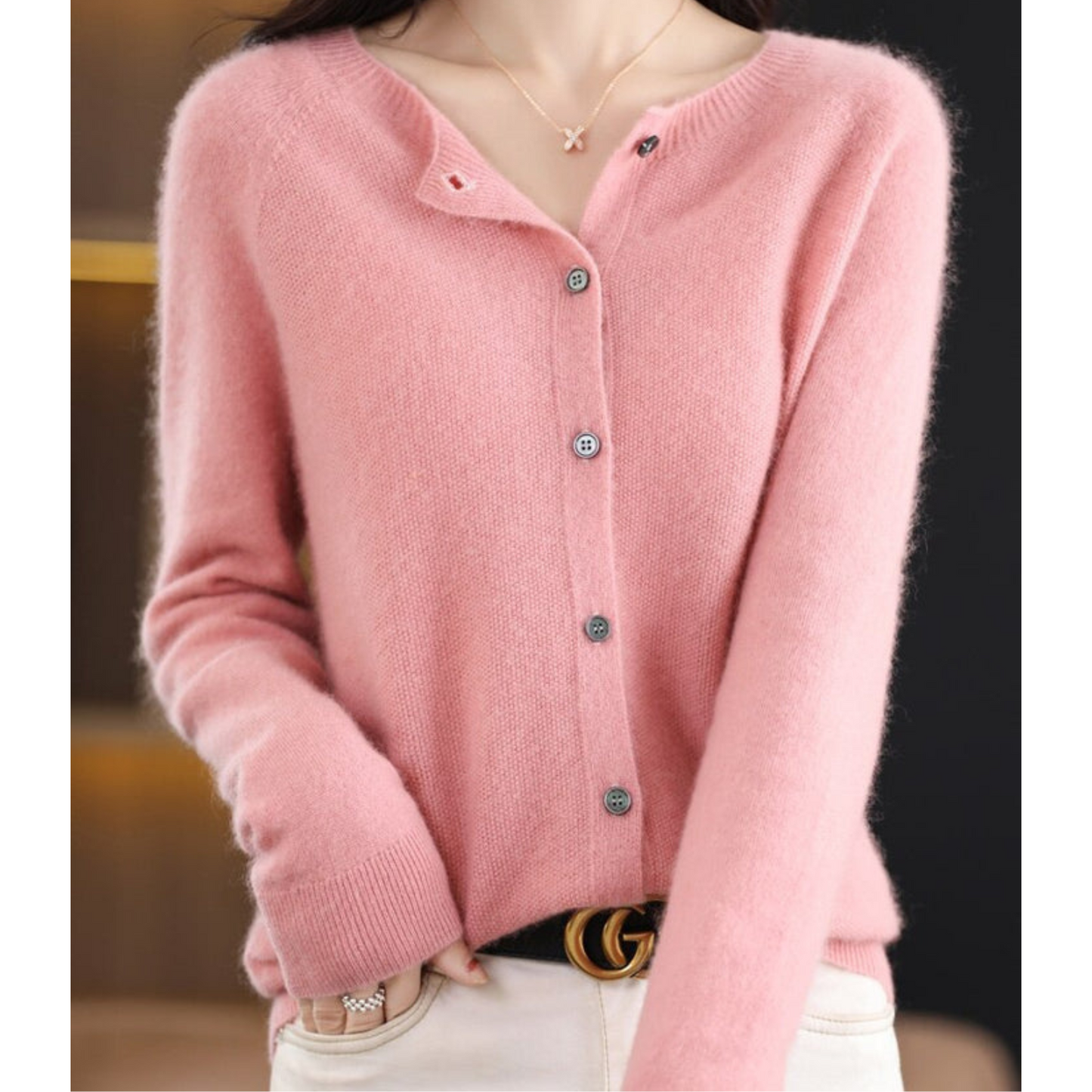 Fay | Chic and Comfortable Women's Merino Wool Cardigan