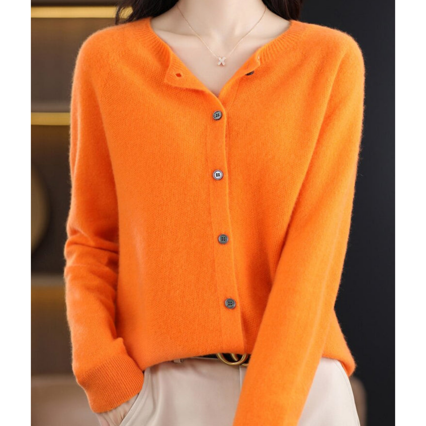 Fay | Chic and Comfortable Women's Merino Wool Cardigan