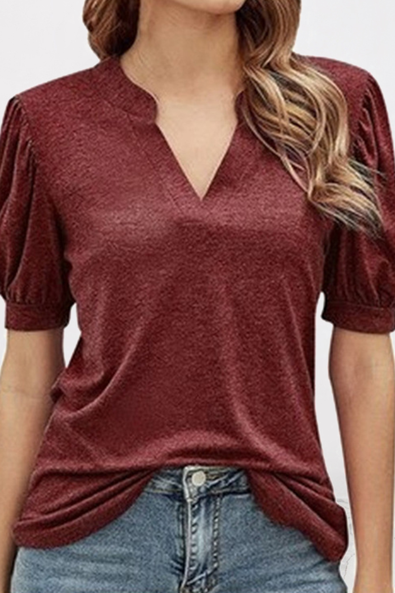 LP | stylish and versatile winter T-shirt