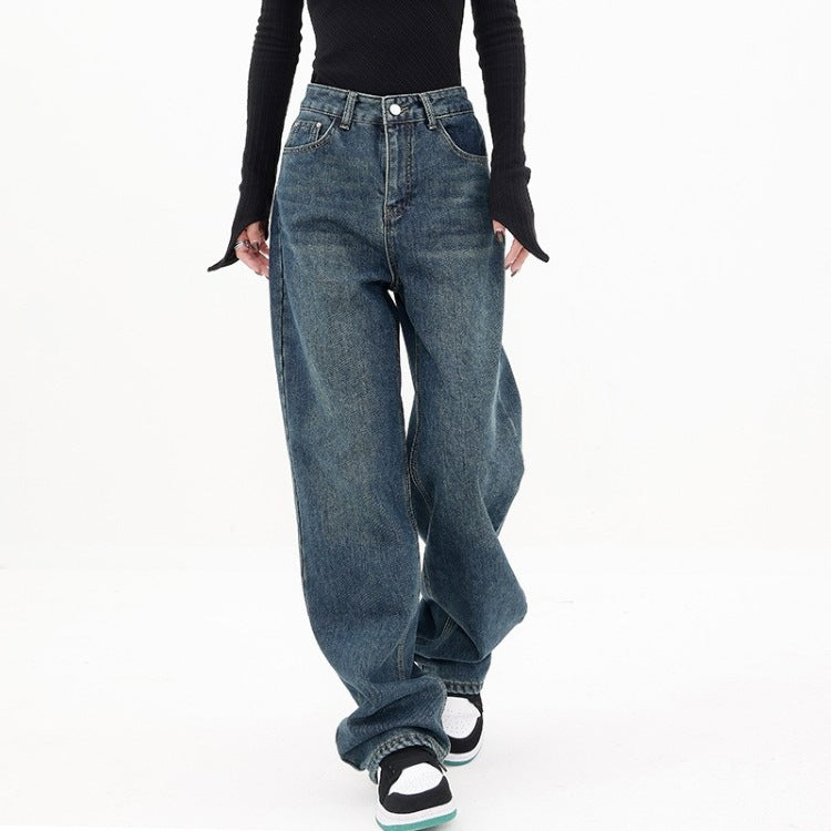 Women's straight cut casual jeans