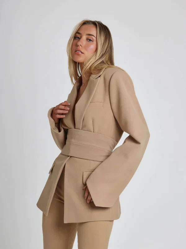Krizza | Elegant Women's Blazer with Chic and Comfortable Belt
