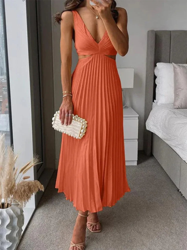 LD | Elegant sleeveless dress with an open back and graceful sophistication for warm-weather occasions