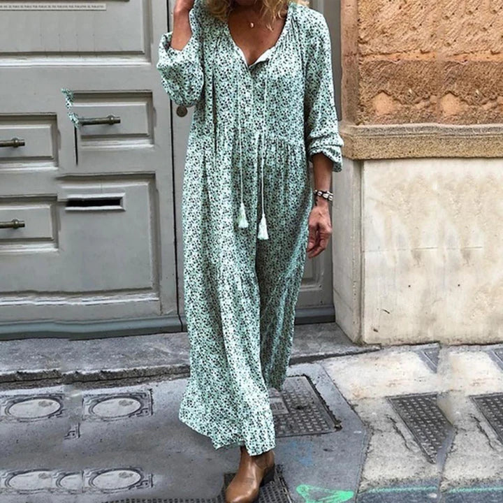 Elegant long dress with V-neckline