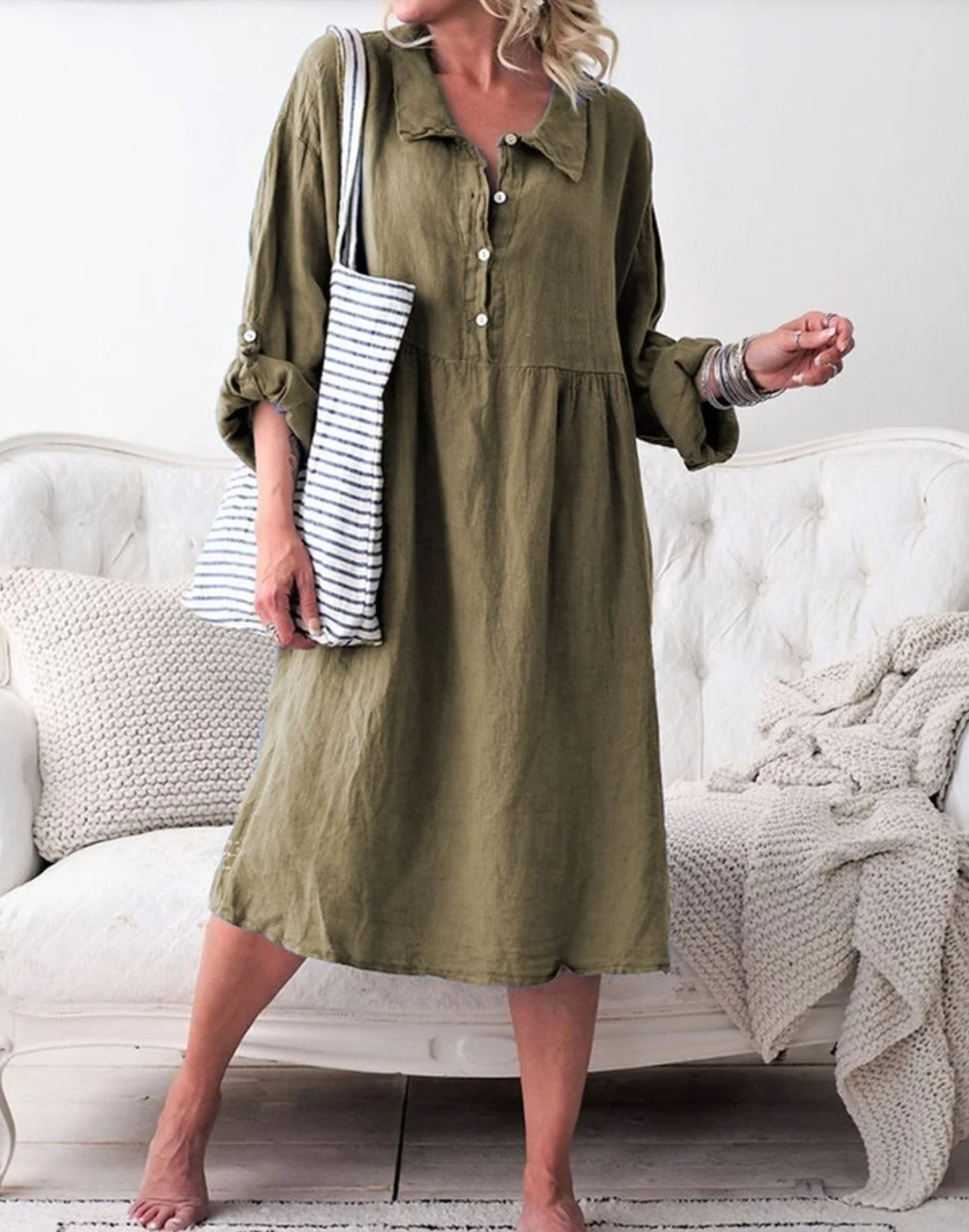 LP | Basic button-down dress with shirt collar and long sleeves