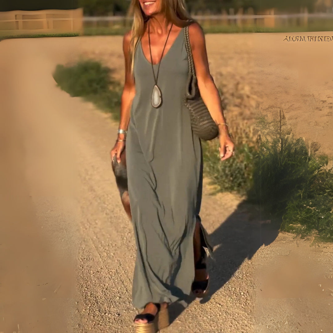 Elegant sleeveless maxi dress with V-neckline
