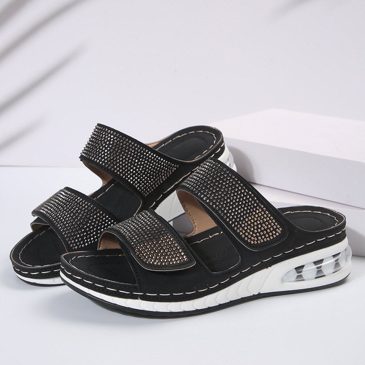 LP | Summer rhinestone sandals for women