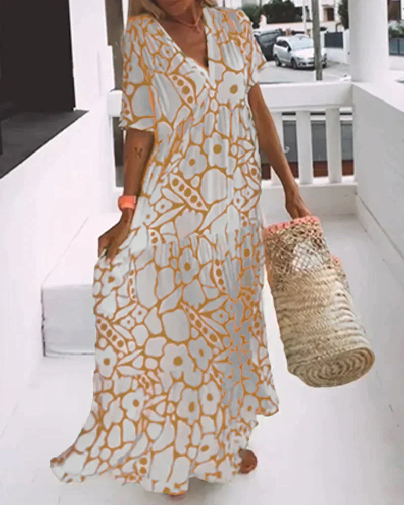 Lightweight long dress in a flowing style for special occasions