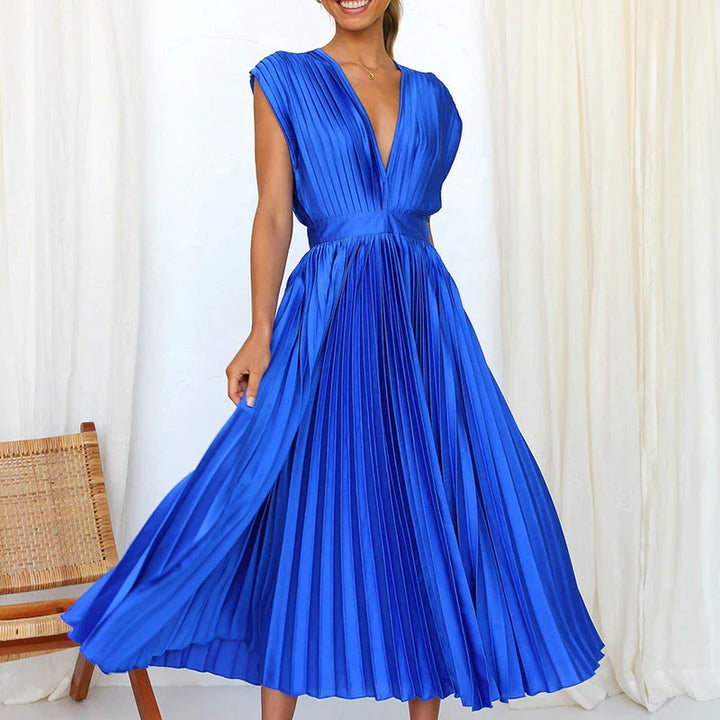 Pleated midi dress with V-neck and elegant short sleeves