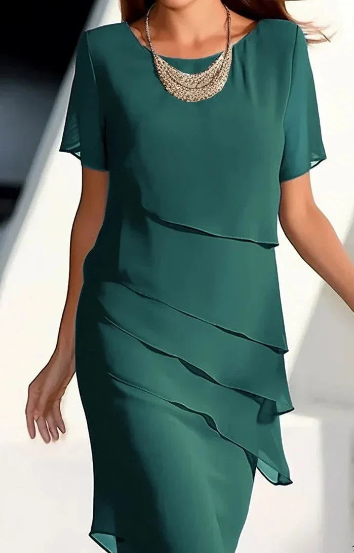 LD | Elegant dress with pleats and lightness