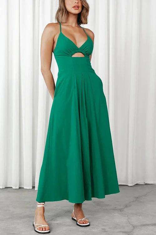 Maxi dress with open back and V-neckline
