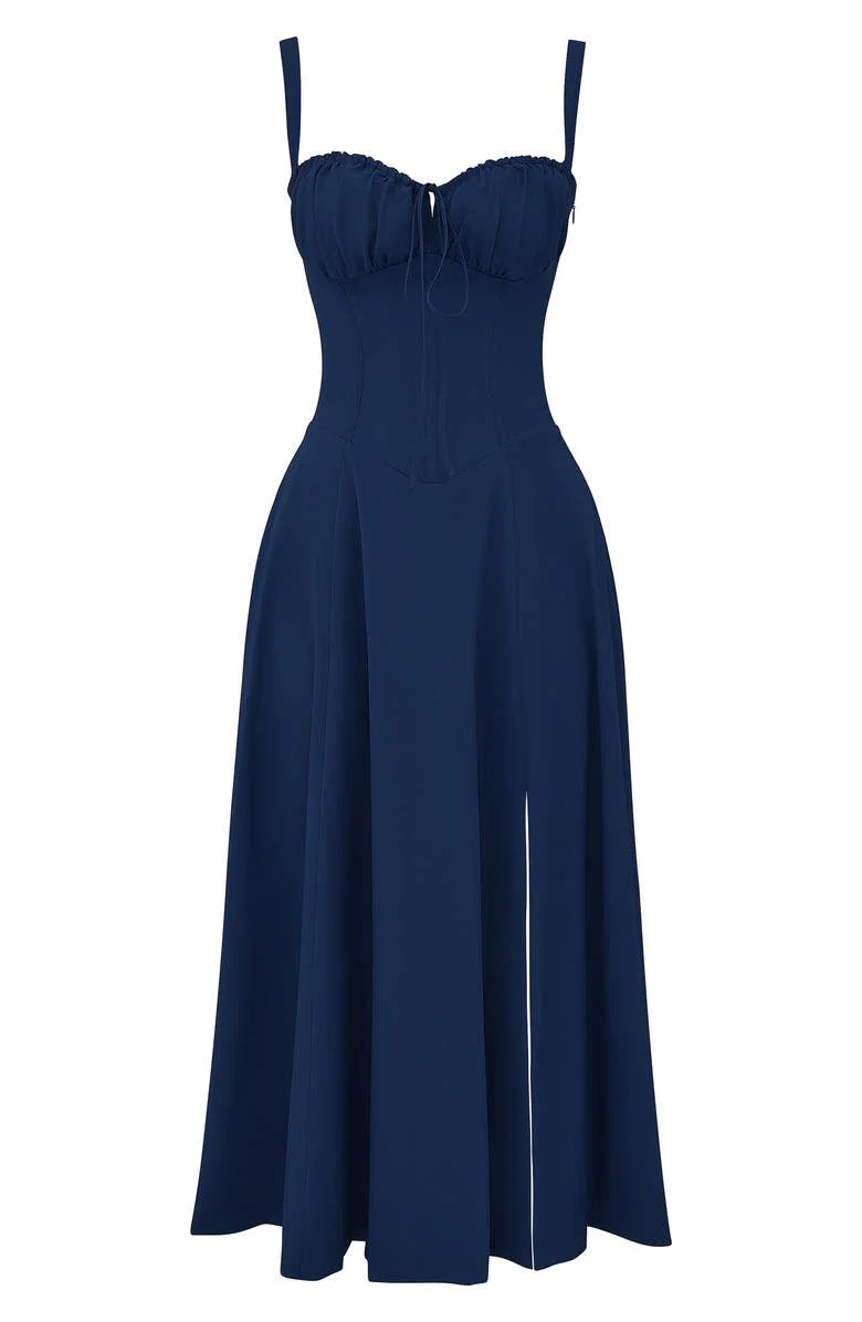 Lotte | Waist shaping dress