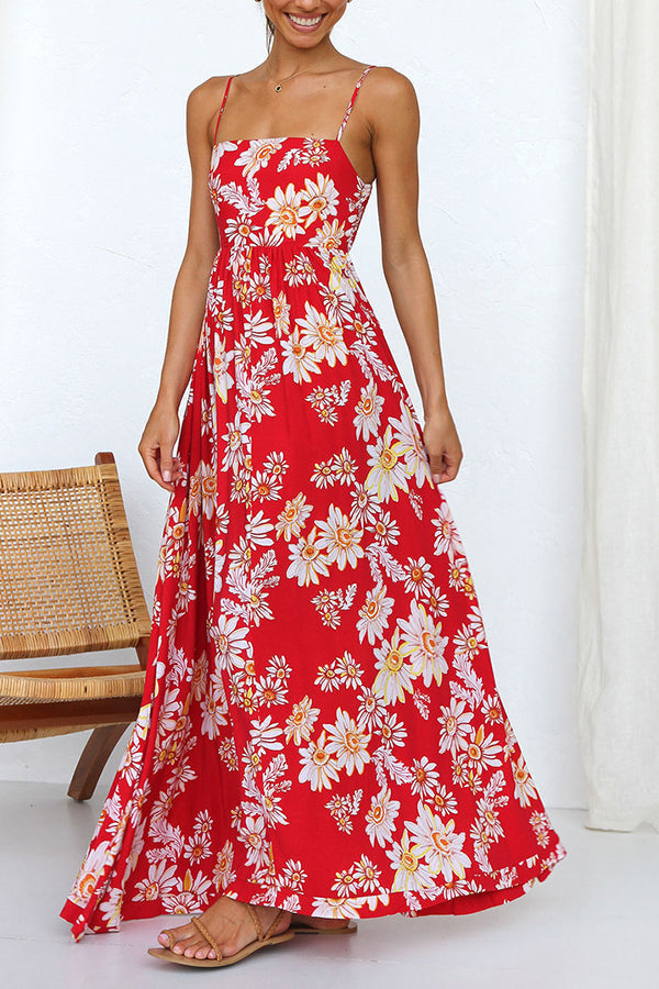 Stylish sleeveless dress with print