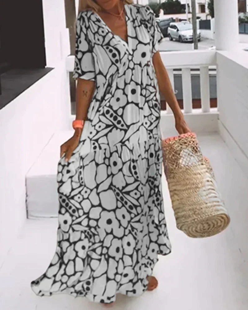 Lightweight long dress in a flowing style for special occasions