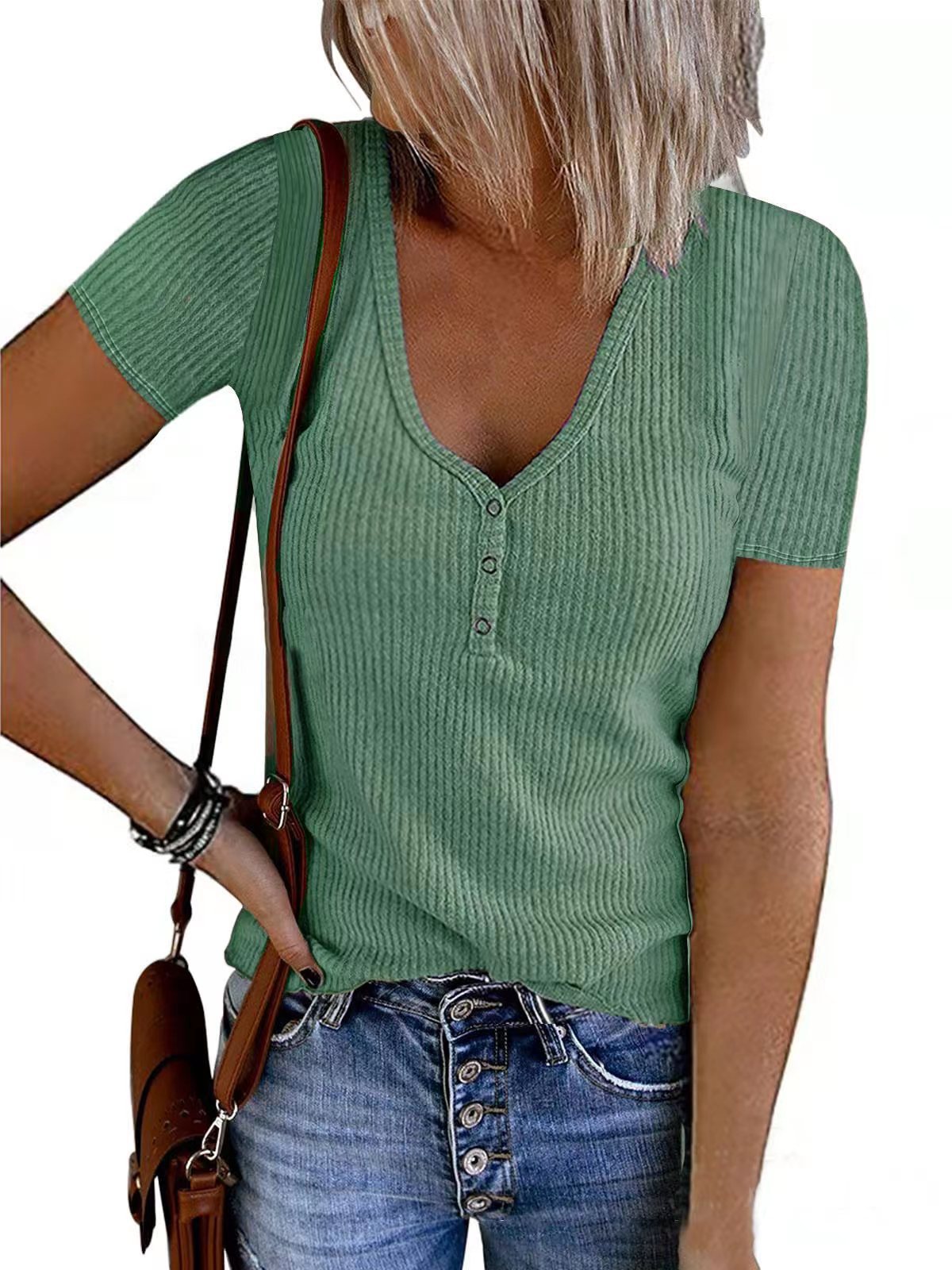 LP | Sporty and cool shirt
