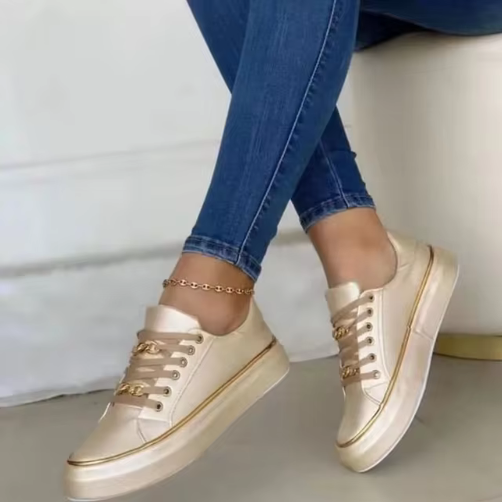 Aurore - Comfortable hiking shoes
