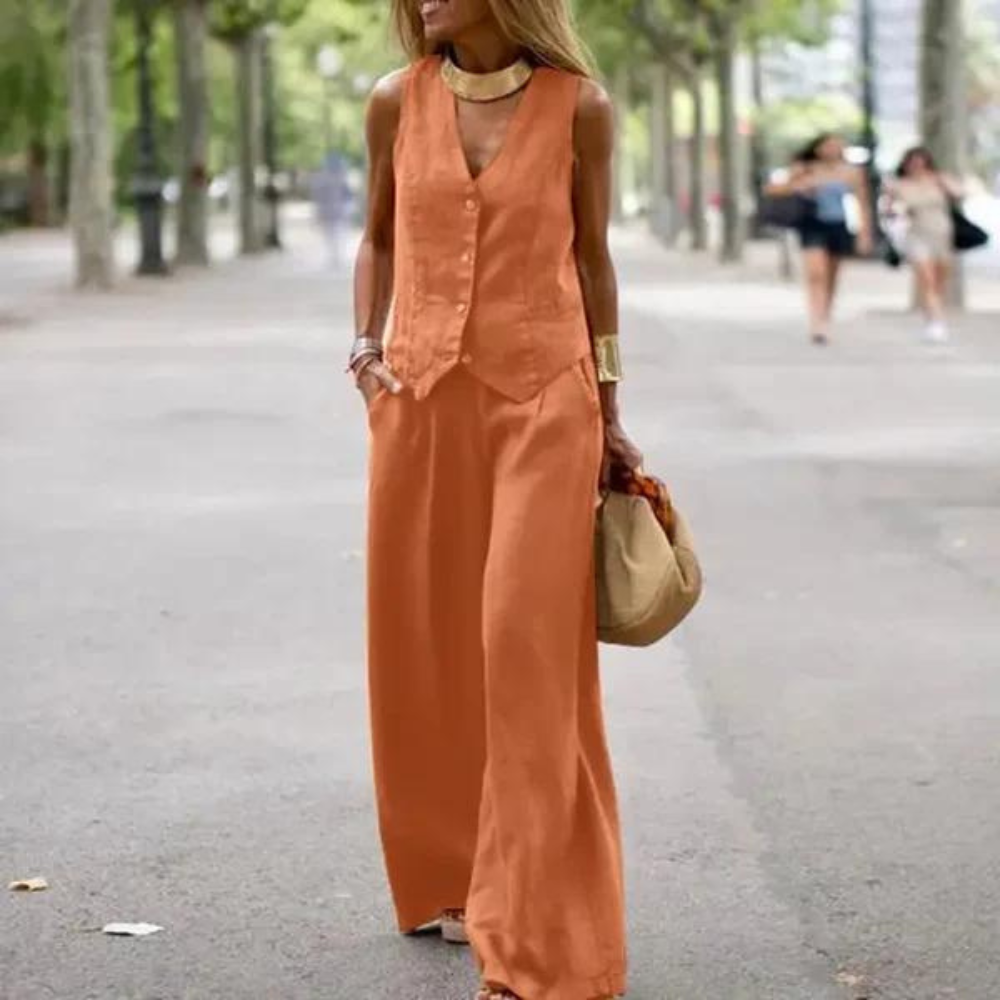 Elegant set for women - top and pants