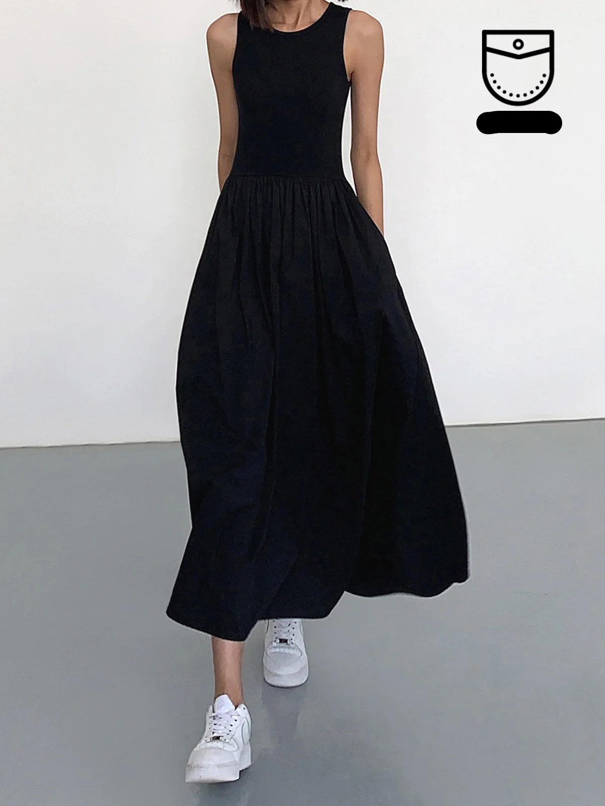 Sleeveless long dress with a round neckline for relaxed styling