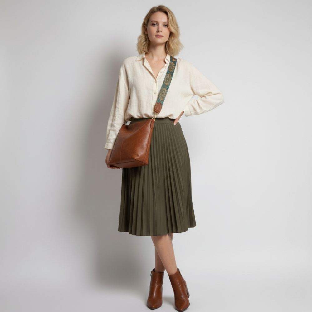 Chelsey's Vintage Charm | Leather Shoulder Bag