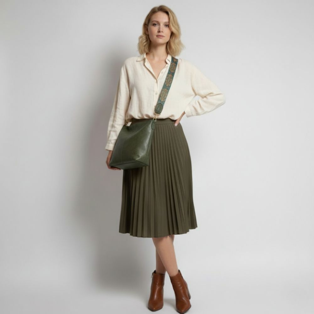 Chelsey's Vintage Charm | Leather Shoulder Bag