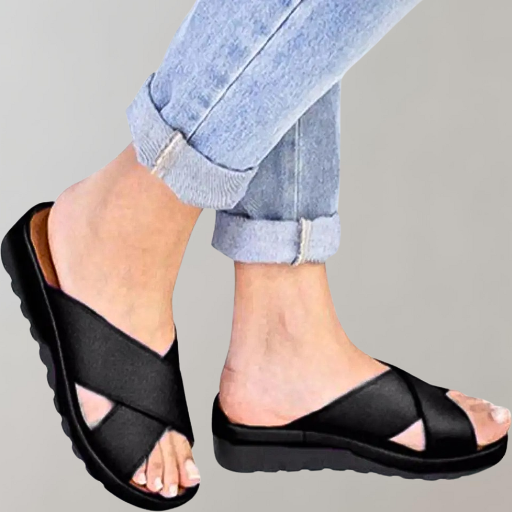 LP | Elegant and versatile generic slippers