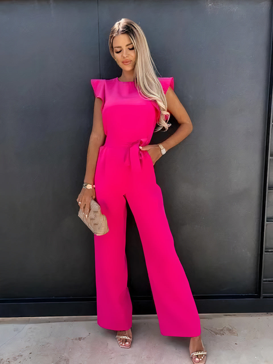Jumpsuit with pointed neckline - Cam