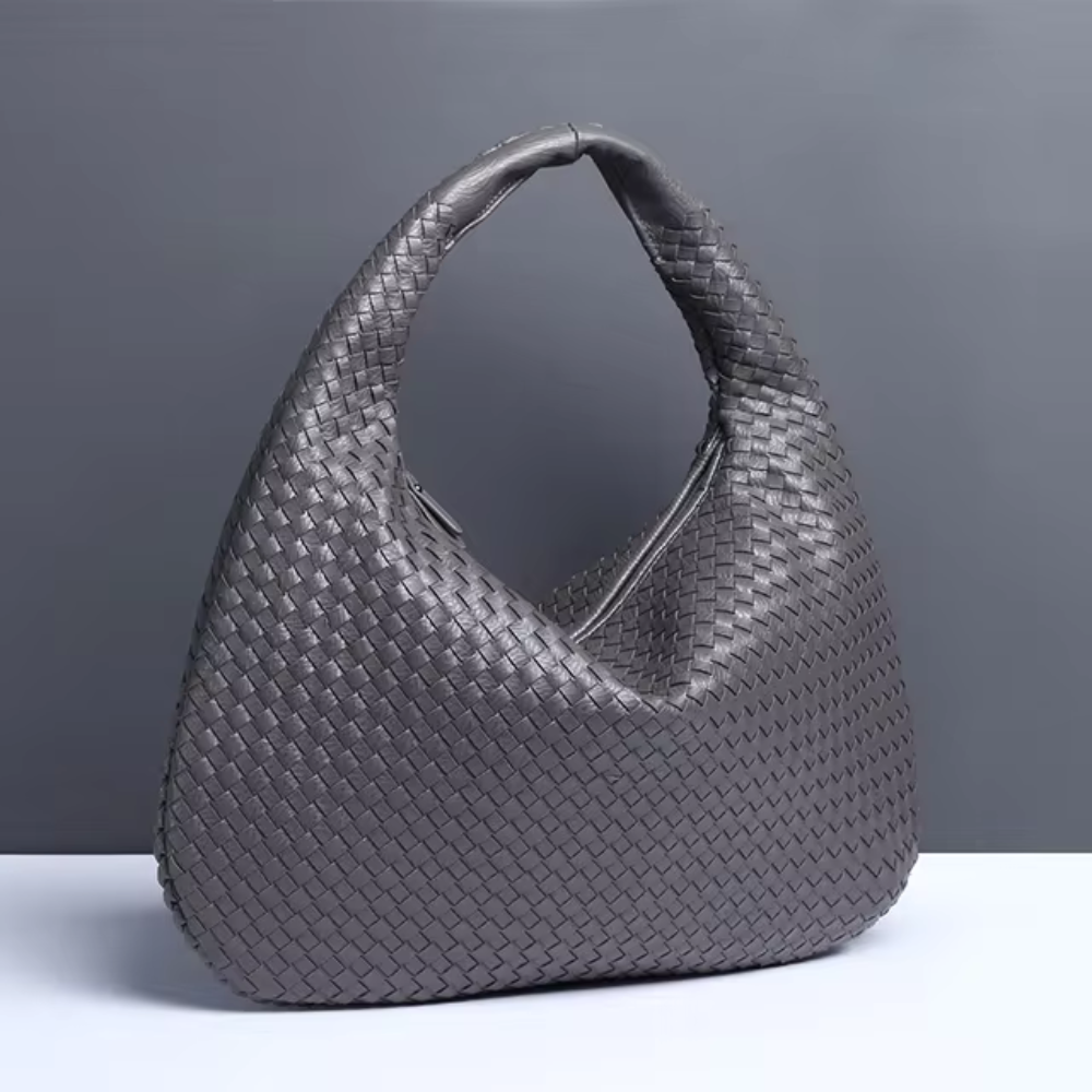 Claude - Elegant dumpling bag