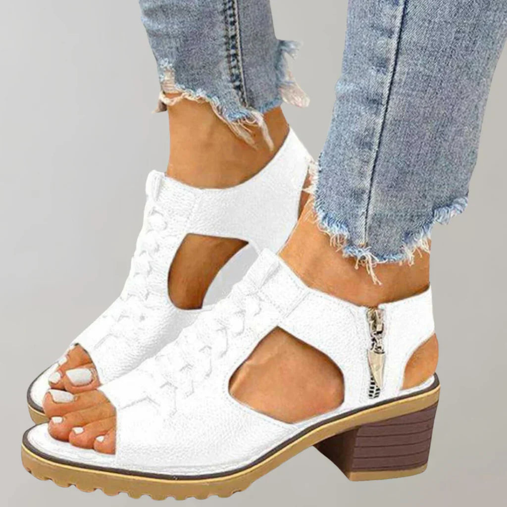 Orthopedic sandals with heel