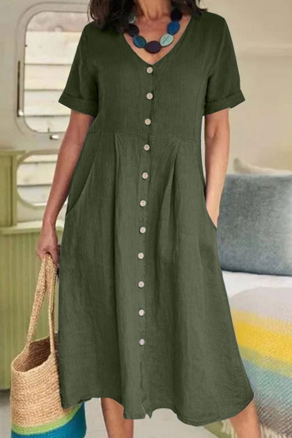 Lightweight midi dress with short sleeves and button-up shirt style