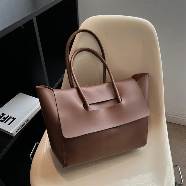 Dana - Elegant handbag for women