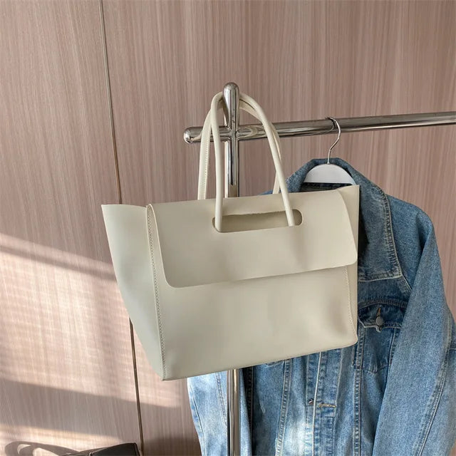 Dana - Elegant handbag for women
