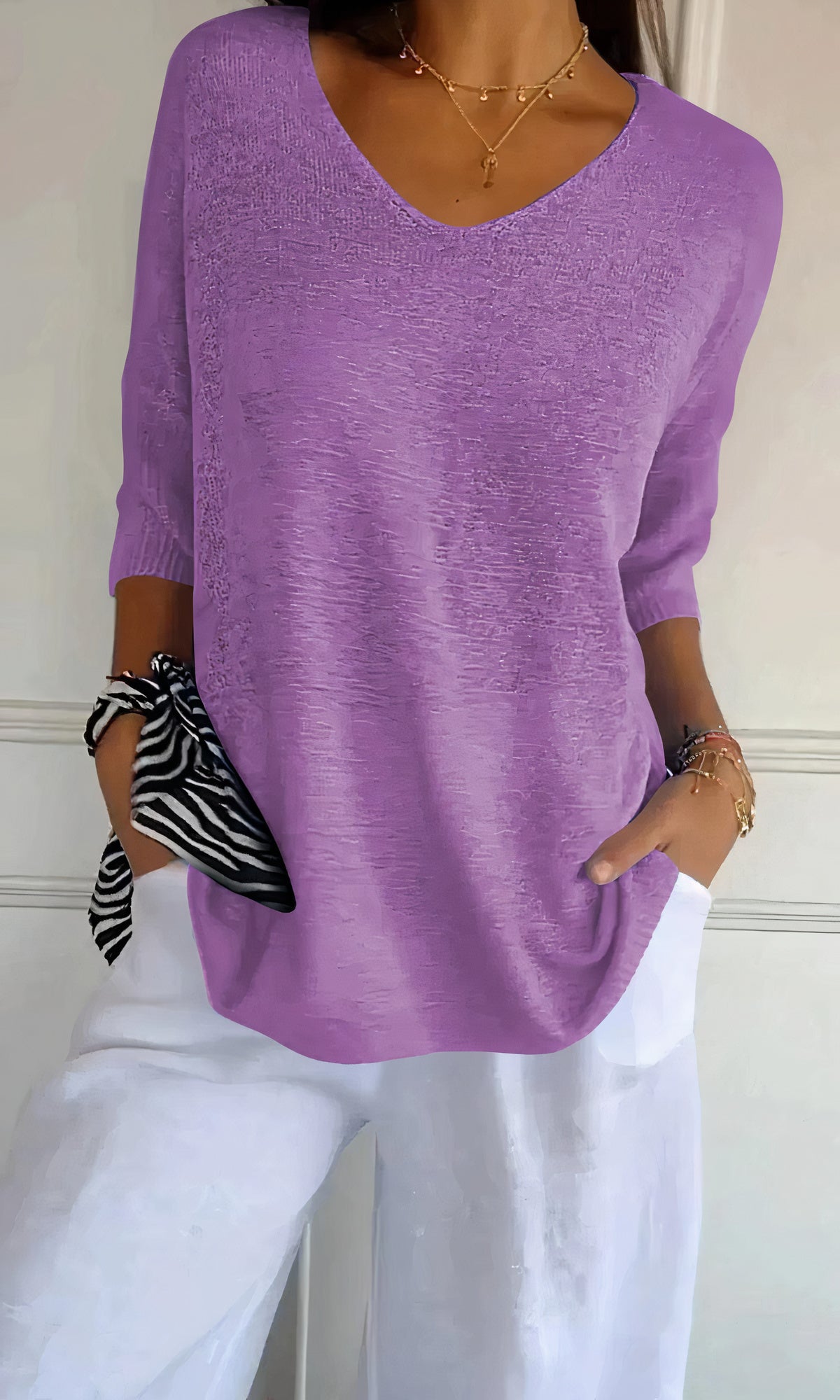 EVI - V-Neck Knit Tank Top