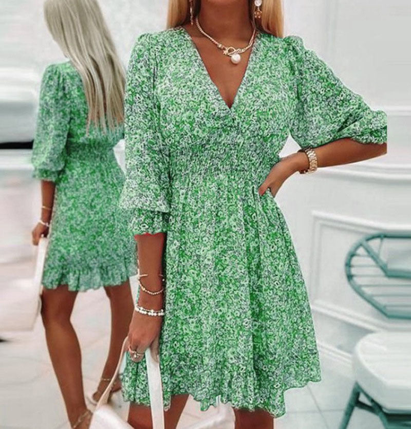 Ellie - Elegant dress with details