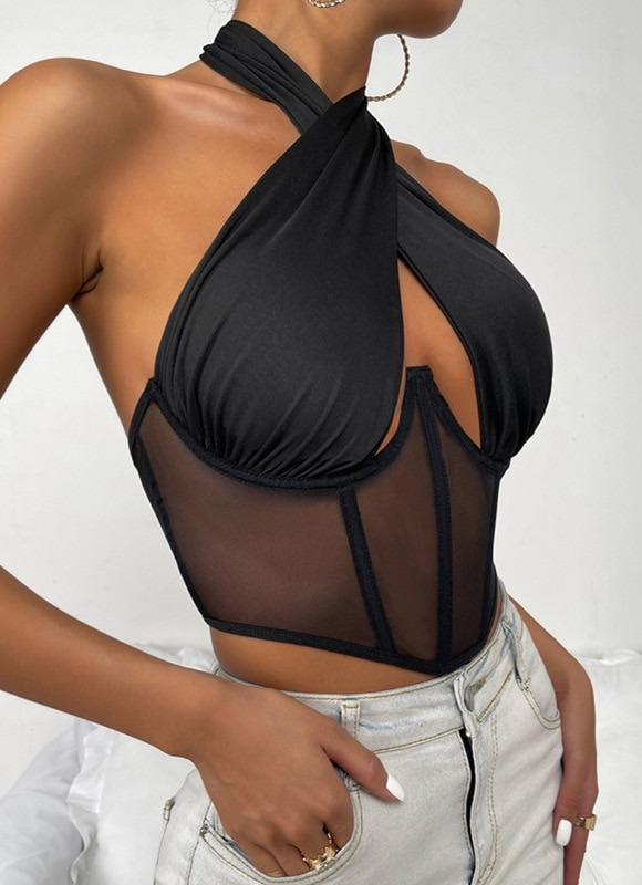 Top Tessa | Accentuate your shoulders with this top