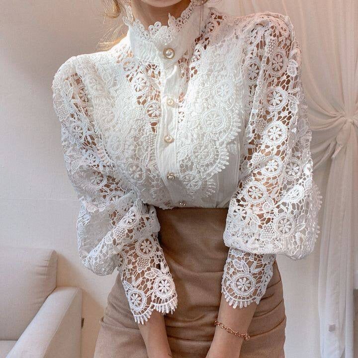Louis Blouse | Classic, elegant and super cute!