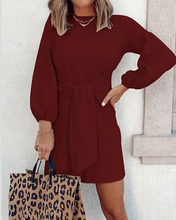 LP | Simple dress with long sleeves and round neckline