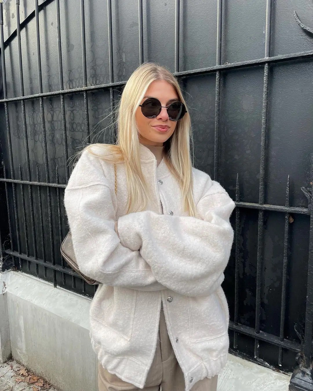 Izza | Elegant Oversized Jacket for Women Chic and Comfortable