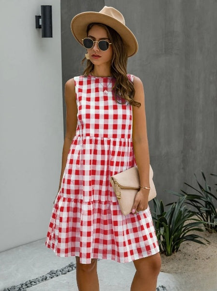 Mc | Women's fitted dress with fashionable round neckline and pastel plaid skirt