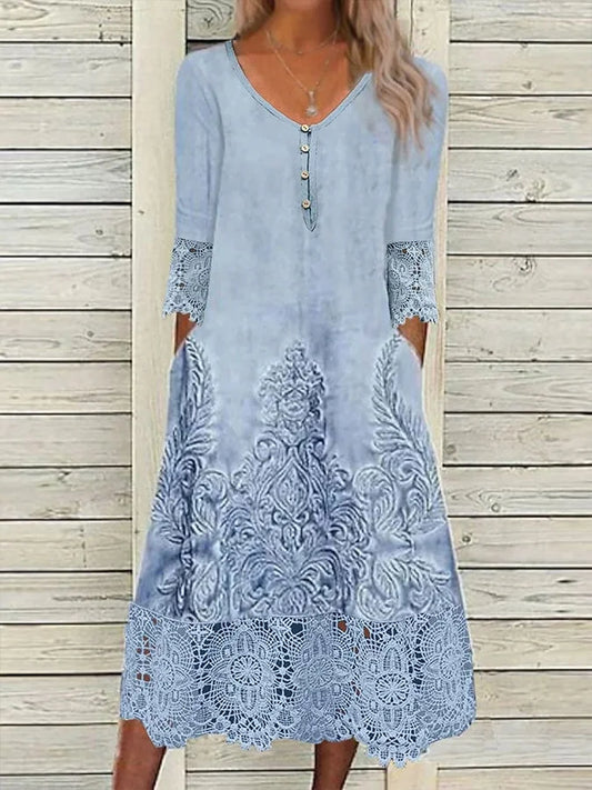 Lace dress with sweetheart neckline for women: Timeless romance