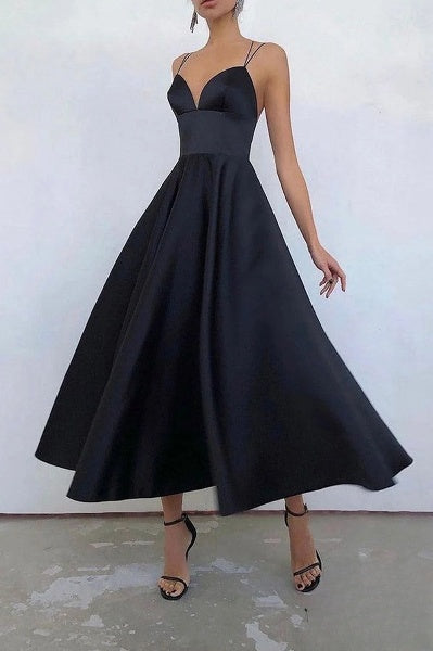 Monroe - Maxi dress with scoop neckline and back without frills