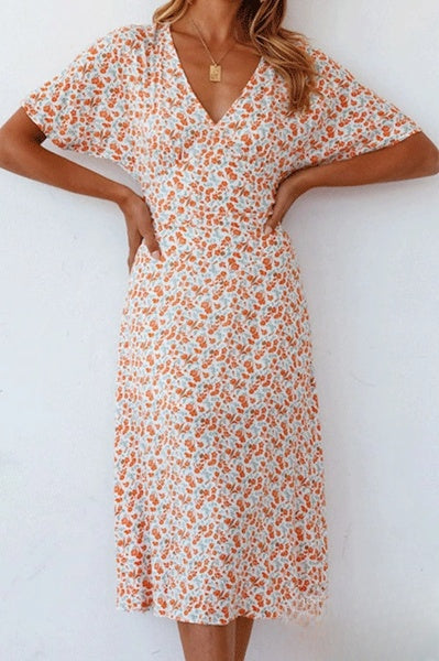 Mc | A-line dresses with v-neck and print