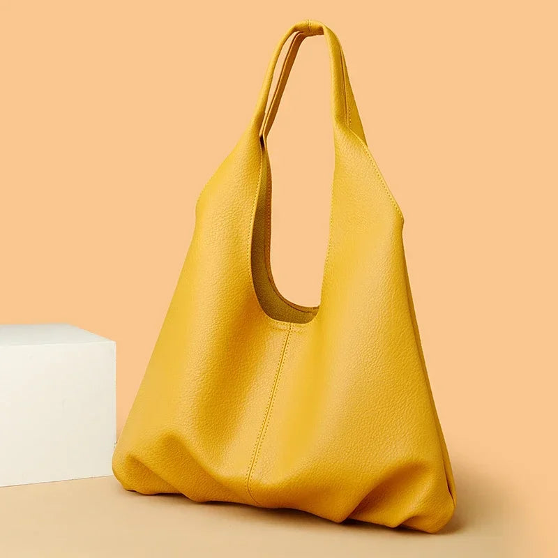 Ninon - Elegant handbag with magnetic closure