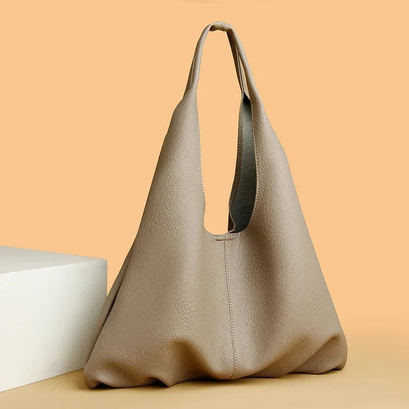 Ninon - Elegant handbag with magnetic closure