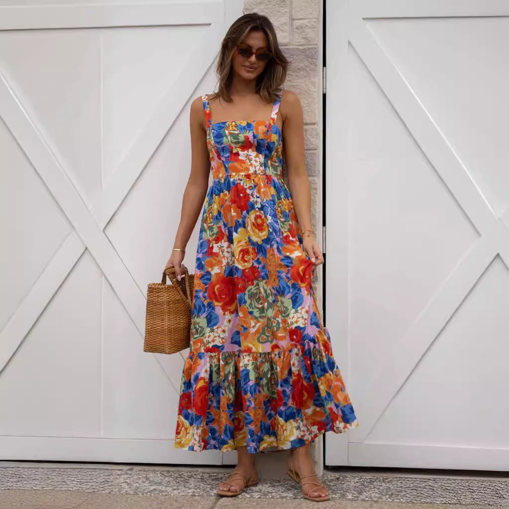 LP | Long dress with square neckline and vibrant floral print