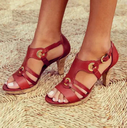 Mary - comfortable heeled sandals