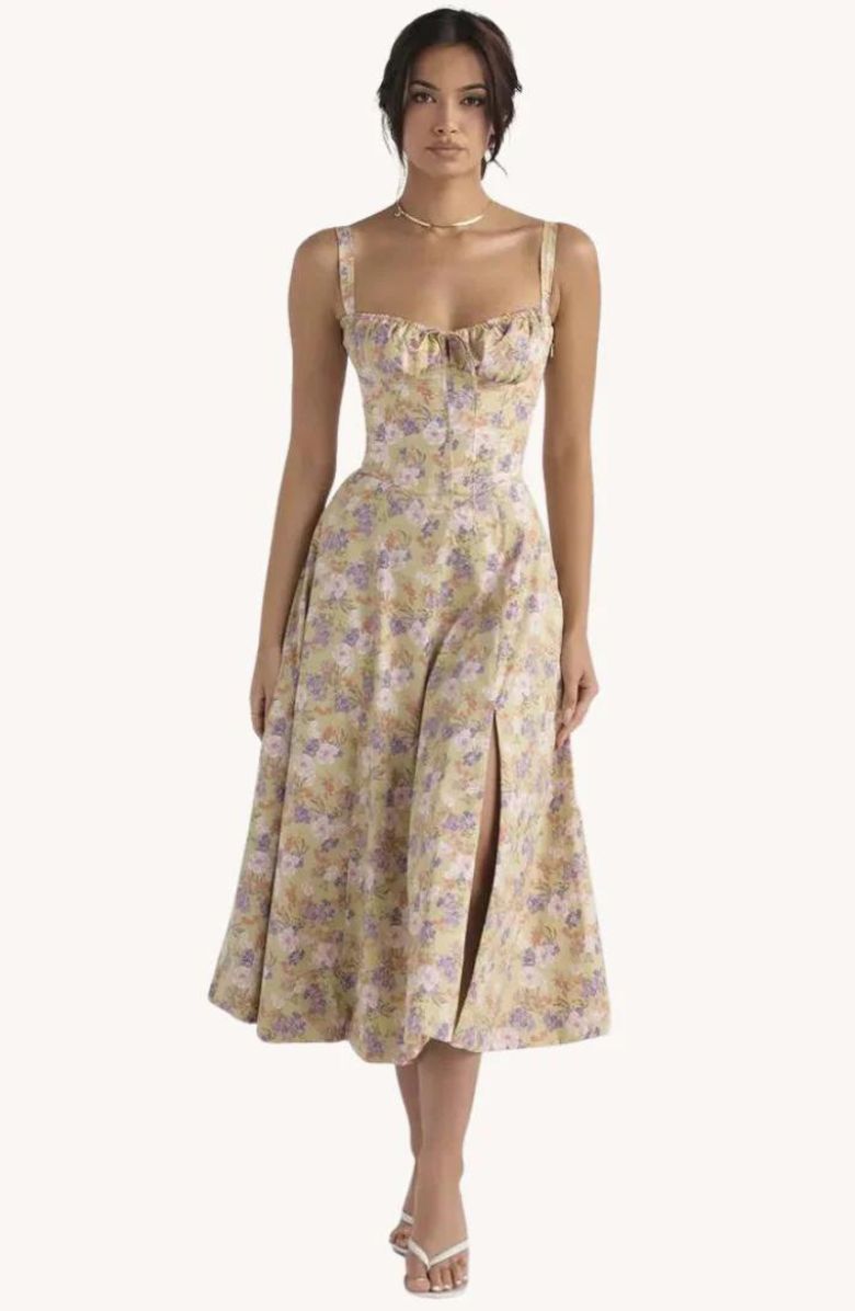 Lotte | Waist shaping dress