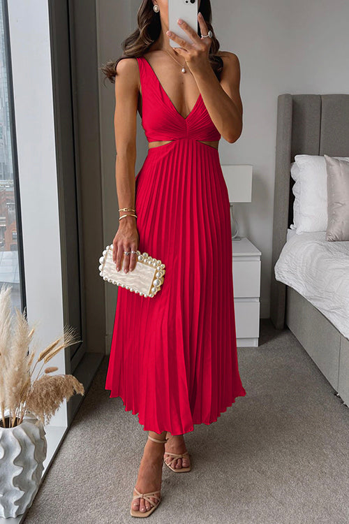 LD | Pleated maxi dress with waist detail