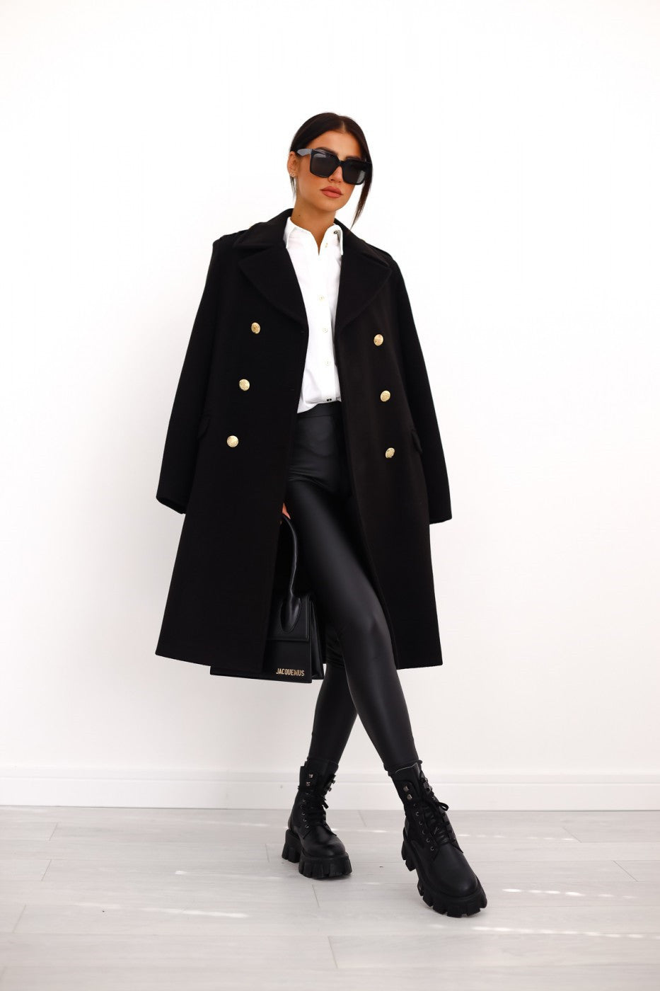 Clara | Chic and Comfortable Women's Double-Breasted Wool Coat