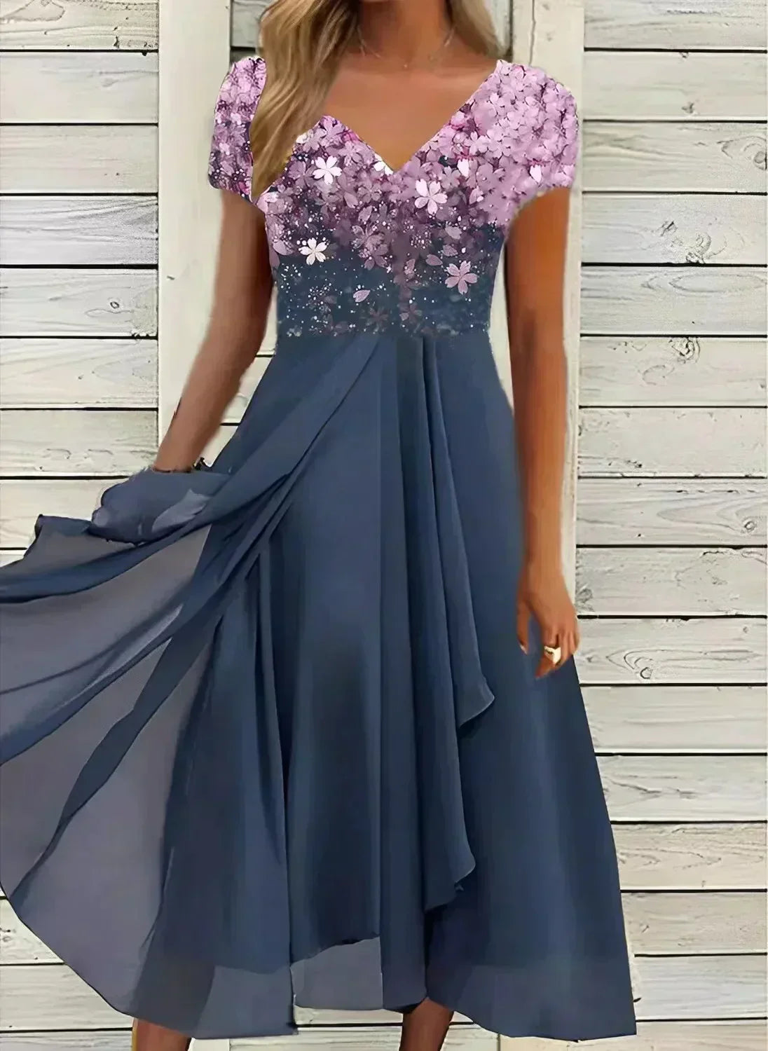 LD | Elegant dress with timeless charm and versatile style