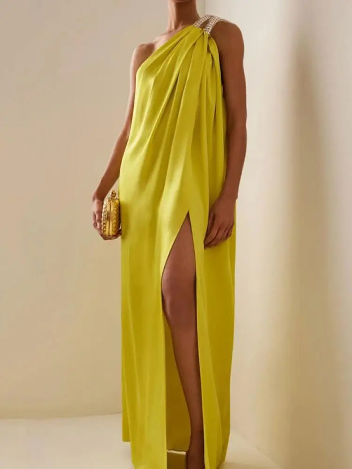 Elegant long dress with one shoulder for women ideal for special occasions